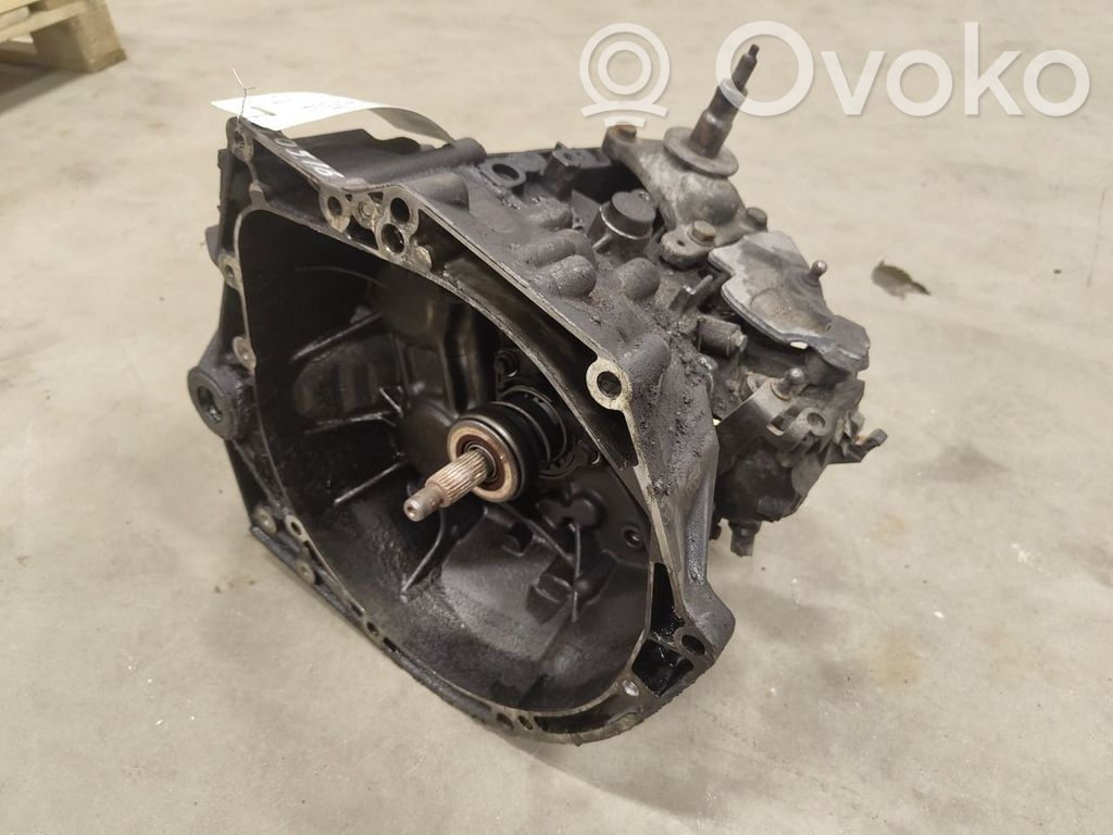 Peugeot 5008 Scatola del cambio manuale a 6 velocità 