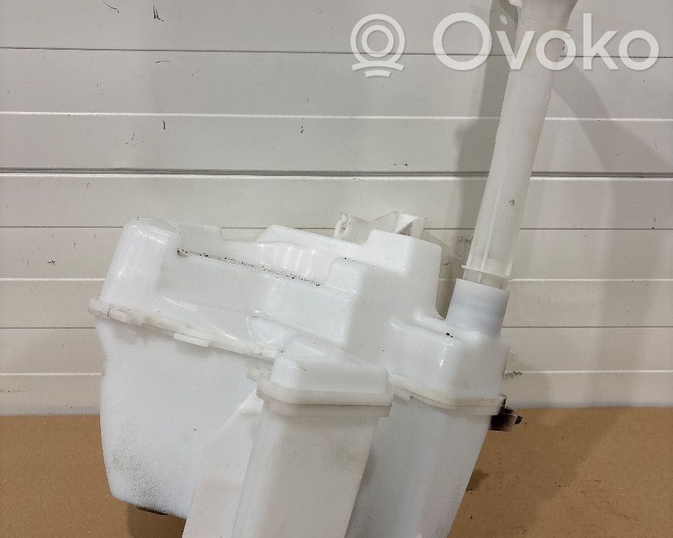 Nissan Juke I F15 Zbiornik płynu do spryskiwaczy szyby przedniej / czołowej 