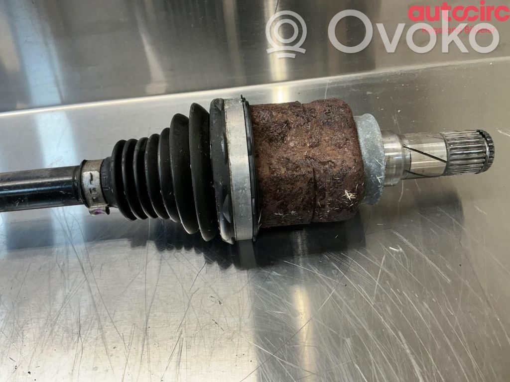 Opel Corsa E Priekinis pusašis 