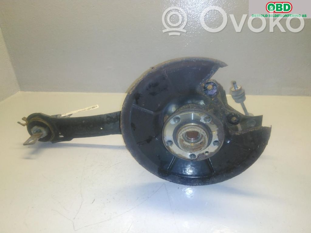 Volvo V60 Achsschenkel hinten