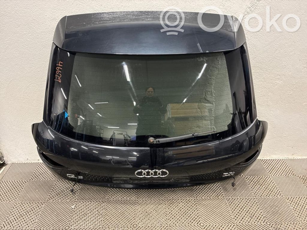 Audi Q3 8U Puerta del maletero/compartimento de carga 