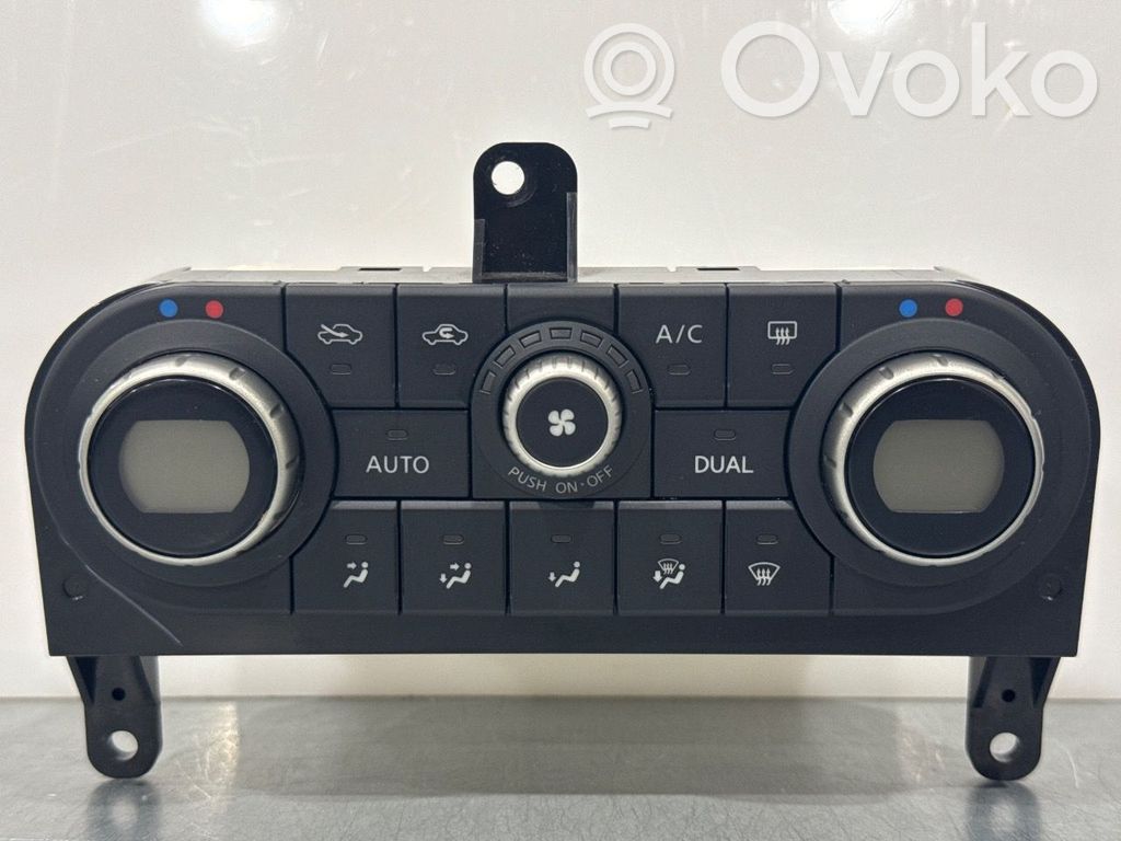 Nissan Qashqai Console centrale, commande chauffage/clim 