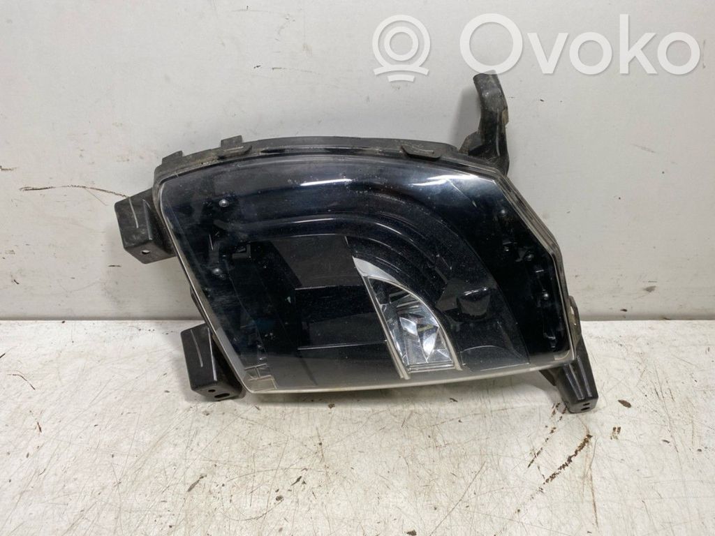 Tesla Model S Etusumuvalo 