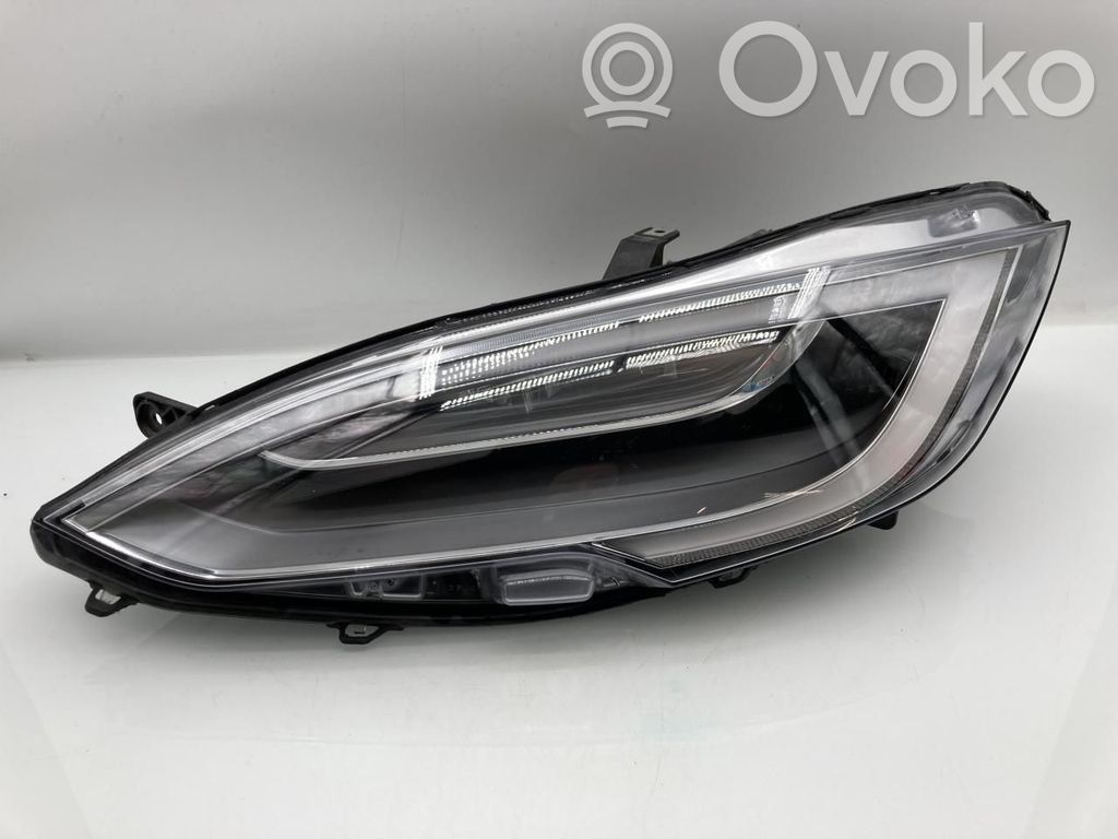 Tesla Model S Headlight/headlamp 