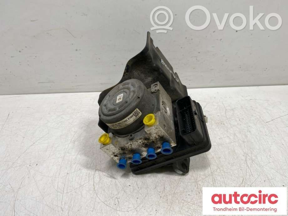 Mazda CX-5 ABS bloks 