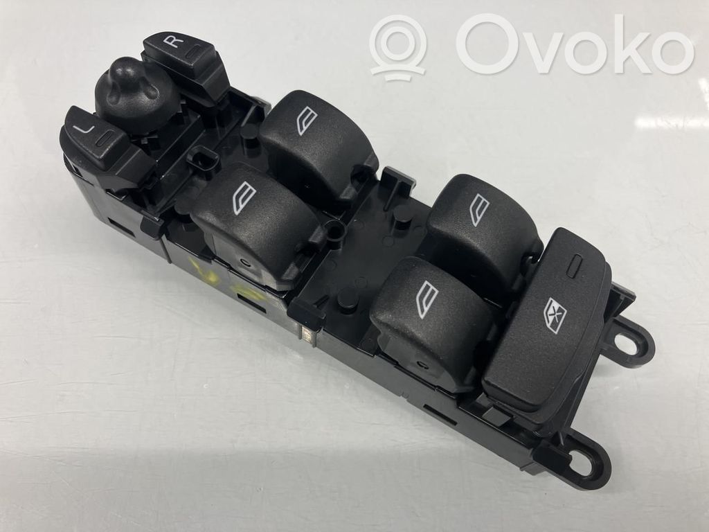 Land Rover Discovery 4 - LR4 Przyciski szyb 