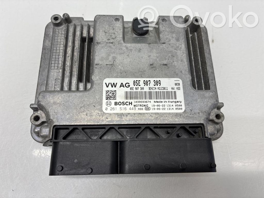 Volkswagen Golf VII Unité de commande, module ECU de moteur 