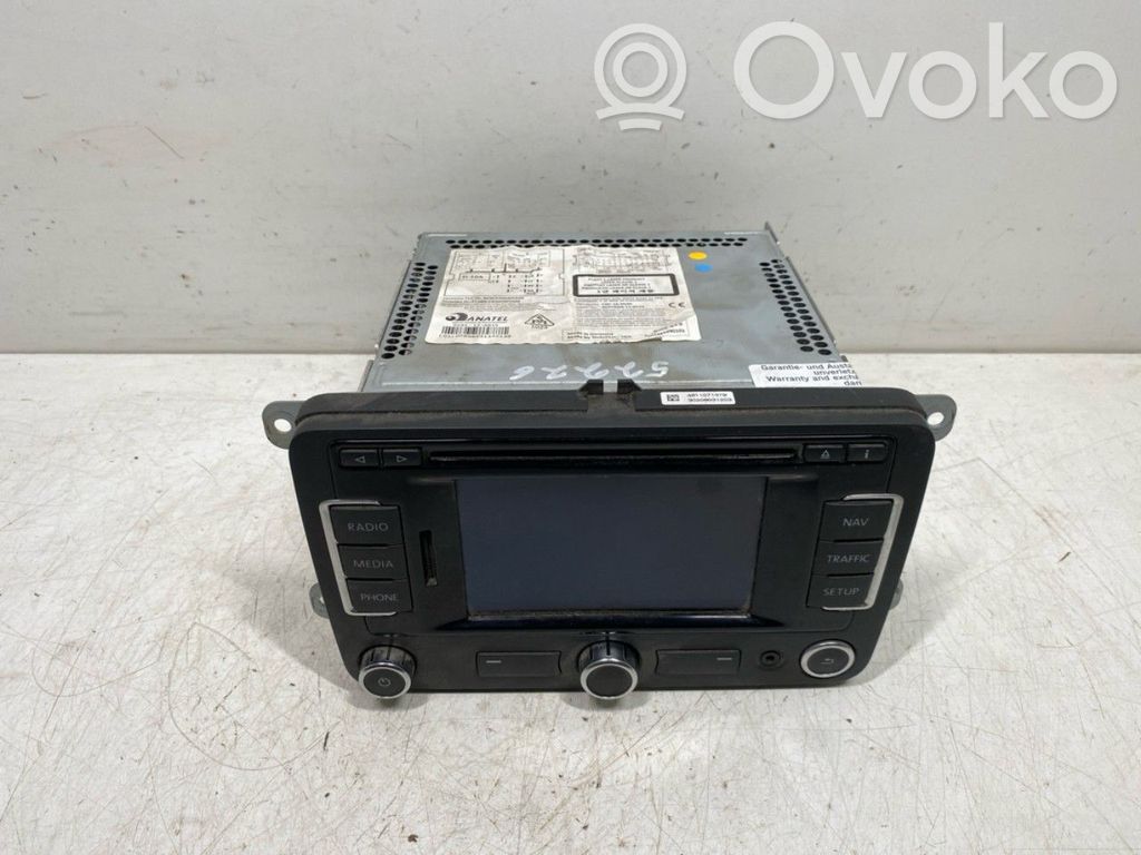 Volkswagen PASSAT B7 Unità principale autoradio/CD/DVD/GPS 