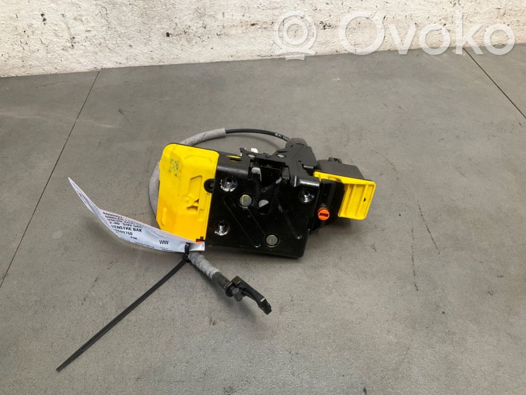 Volvo XC90 Serratura portiera anteriore 