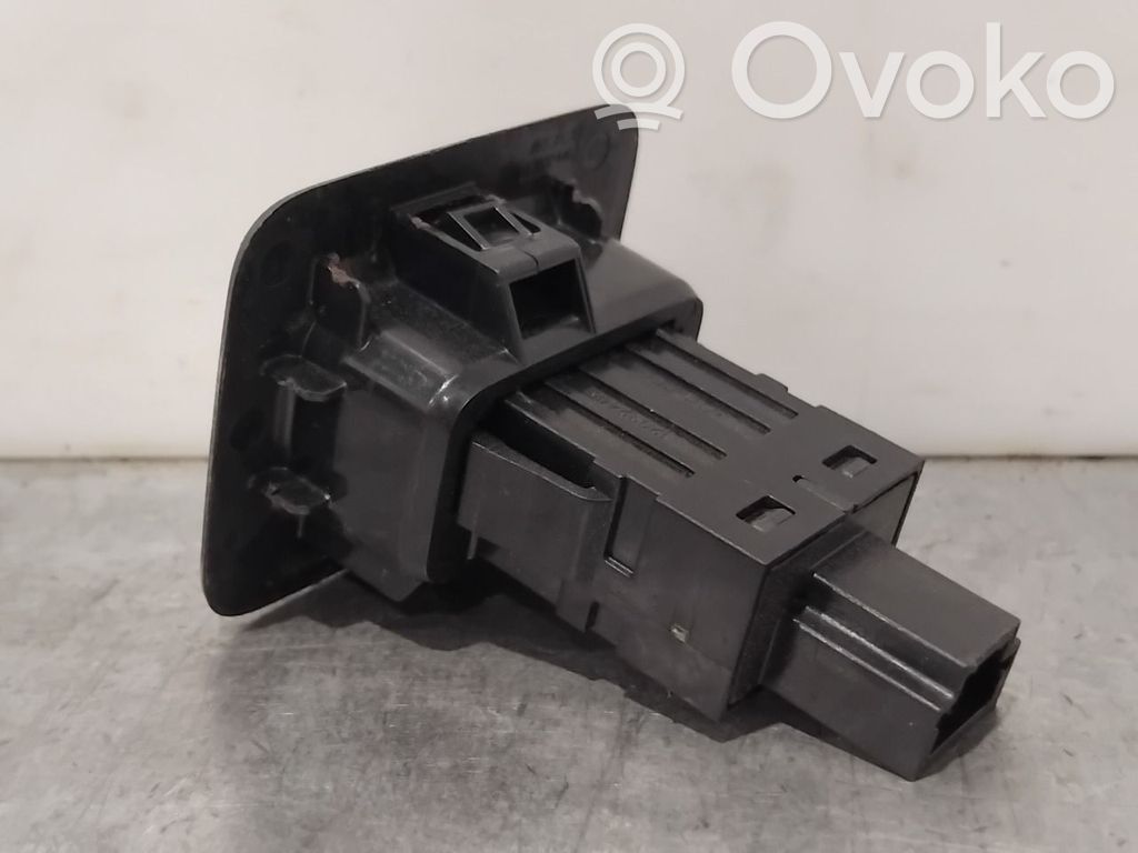 Mazda MX-30 Interruptor para abrir la puerta trasera 