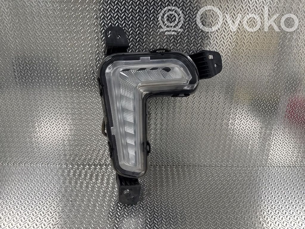 Feu antibrouillard avant
