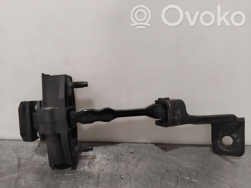 Tesla Model 3 Etuoven pidätin 