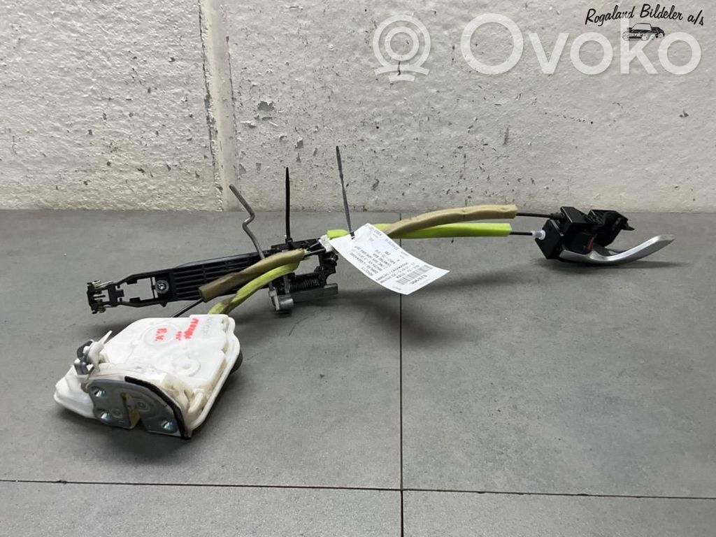 Mazda CX-5 Încuietoare ușă față 