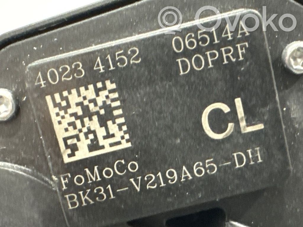 Ford Transit Zamek drzwi przednich 