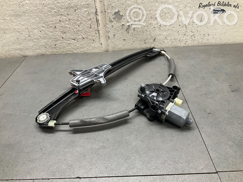 Skoda Superb B8 (3V) Alzacristalli elettrico della portiera anteriore 