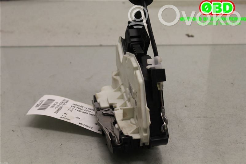 Volkswagen Polo V 6R Serratura portiera anteriore 