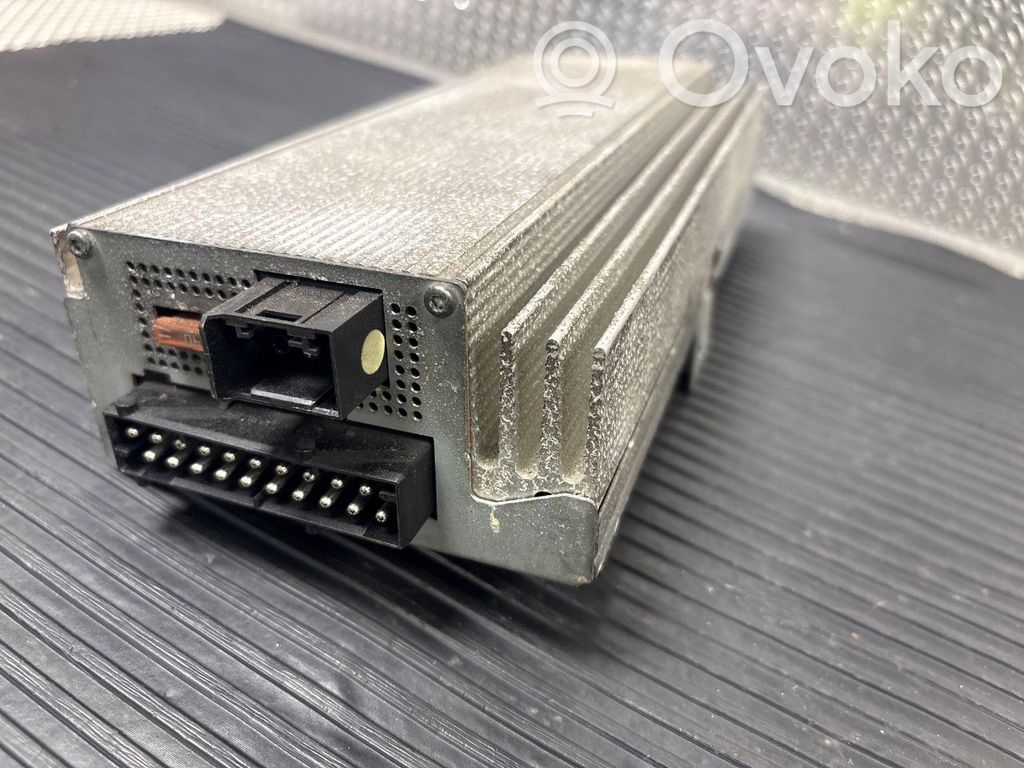 BMW X5 E70 Sound amplifier 