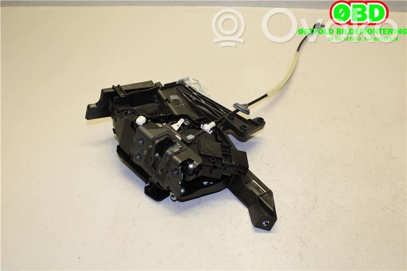 Ford C-MAX I Rear door lock 