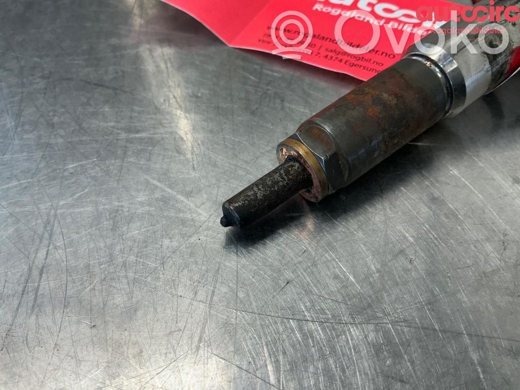 Volvo V70 Inyector de combustible 