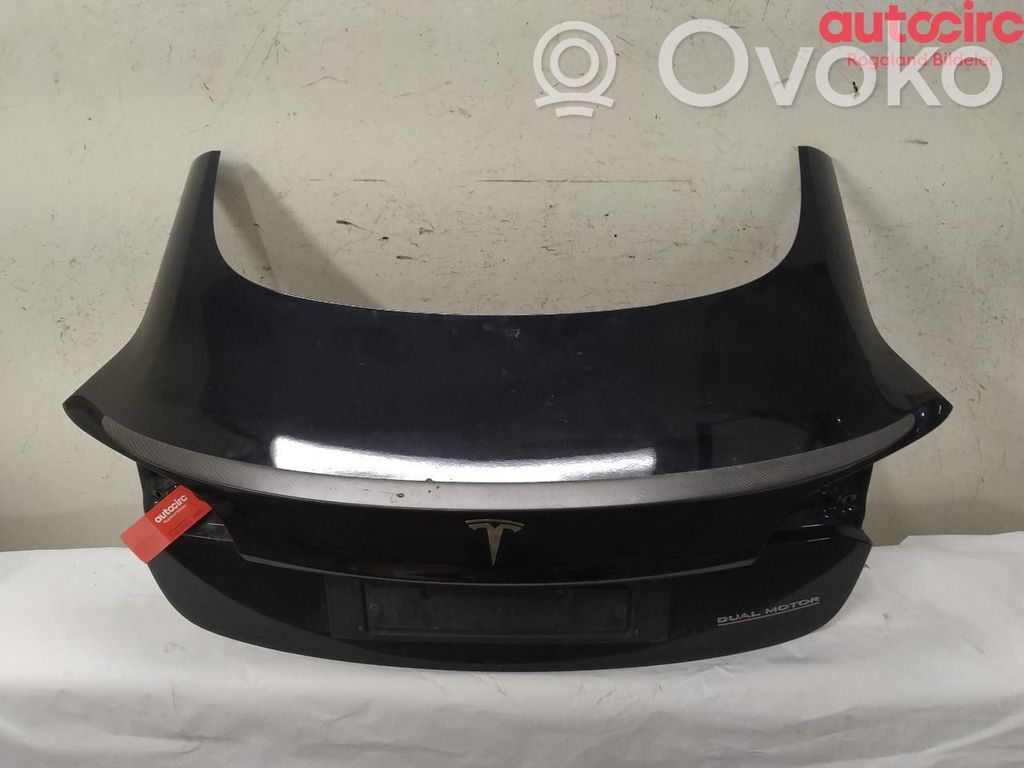 Tesla Model 3 Tailgate/trunk/boot lid 