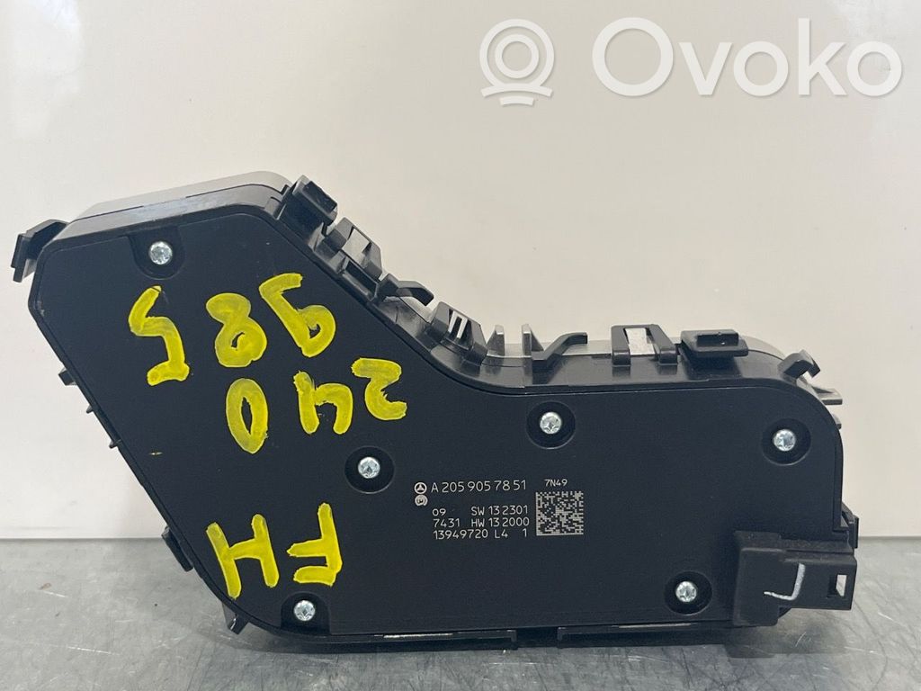 Mercedes-Benz GLC X253 C253 Autres commutateurs / boutons / leviers