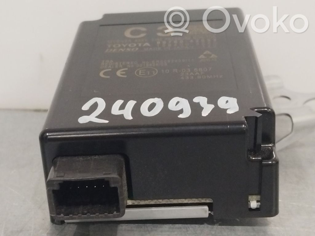 Toyota RAV 4 (XA40) Alte unități/module de control 