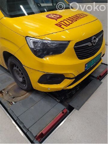 Opel Combo E motor de coche eléctrico 