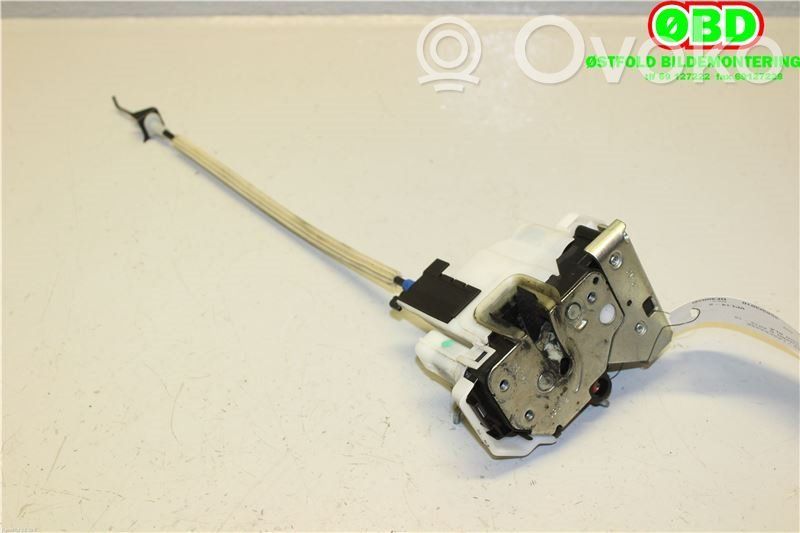 Opel Combo D Front door lock 