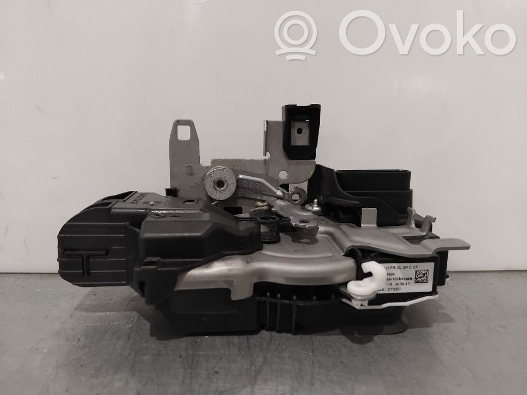 Volvo XC90 Serratura portiera anteriore 