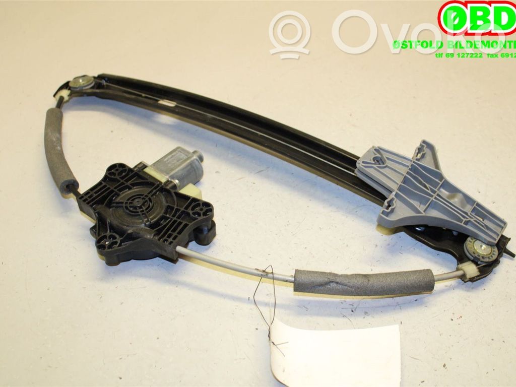 Skoda Superb B8 (3V) Alzacristalli elettrico della portiera anteriore 
