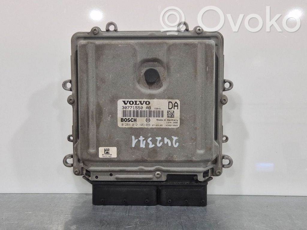 Volvo V70 Komputer / Sterownik ECU silnika 