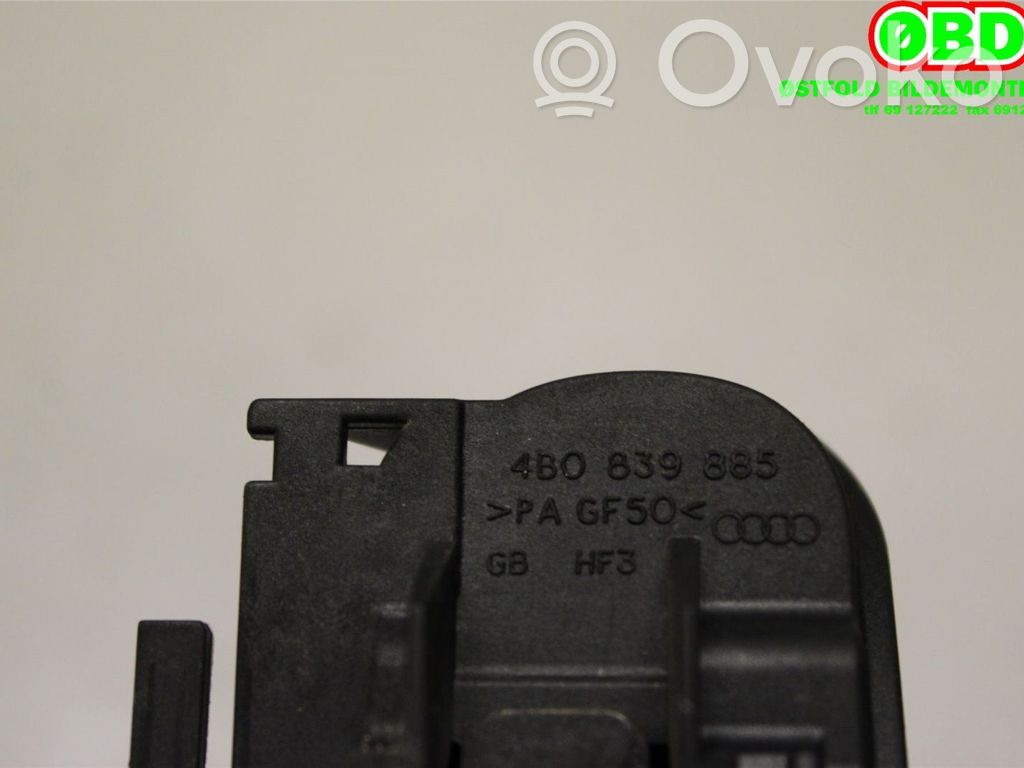 Manecilla externa puerta trasera   8E0839207,4B0839885,4B0839885,4B0839885,8E0839207