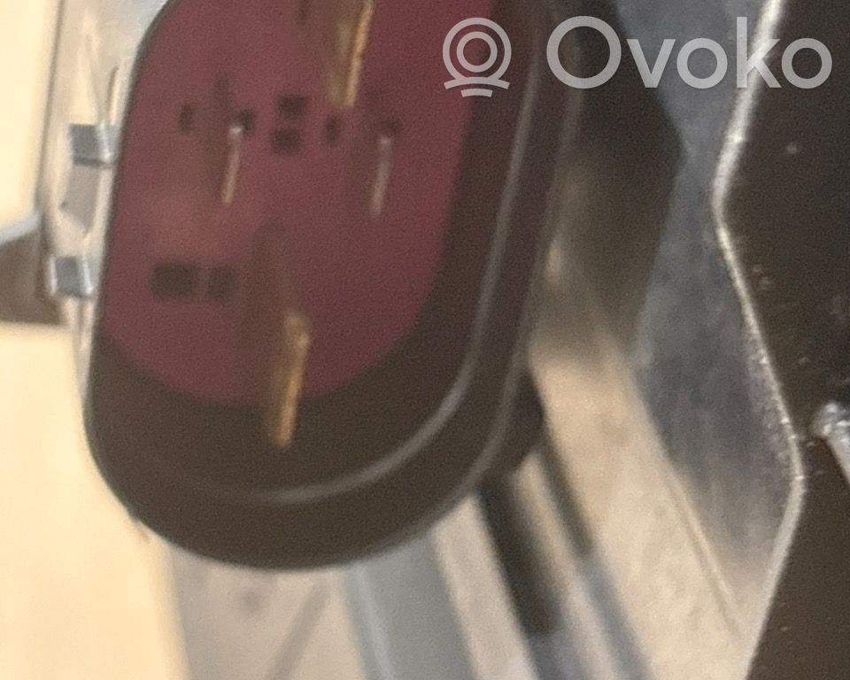 Audi A4 S4 B9 Lüfterzarge 