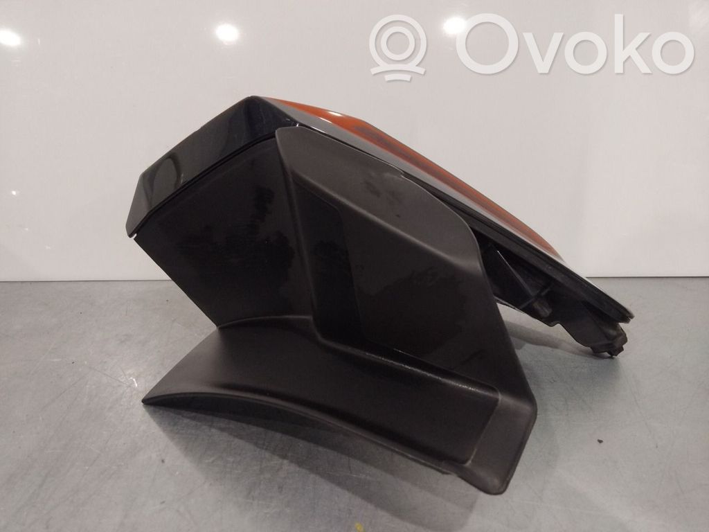 Peugeot 3008 II Lampă spate în caroserie
