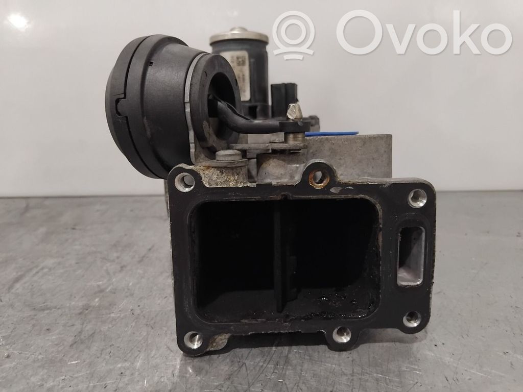 Volkswagen Touran II Válvula EGR 