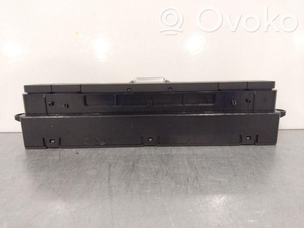 Mercedes-Benz Sprinter W906 Kit système audio 