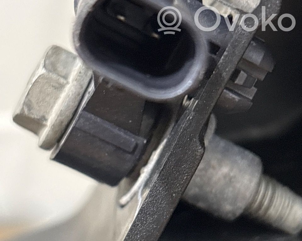Support phare frontale   104335700F,104335700F,104335700F,104335700F