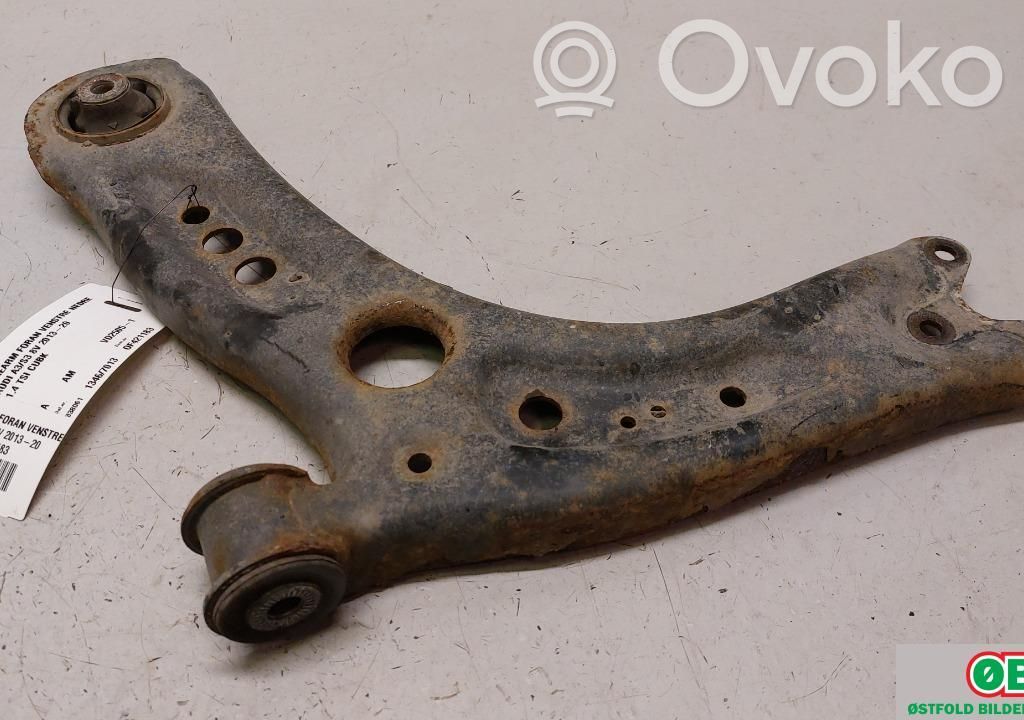 Etutukivarsi   5Q0407151J,5Q0407151J