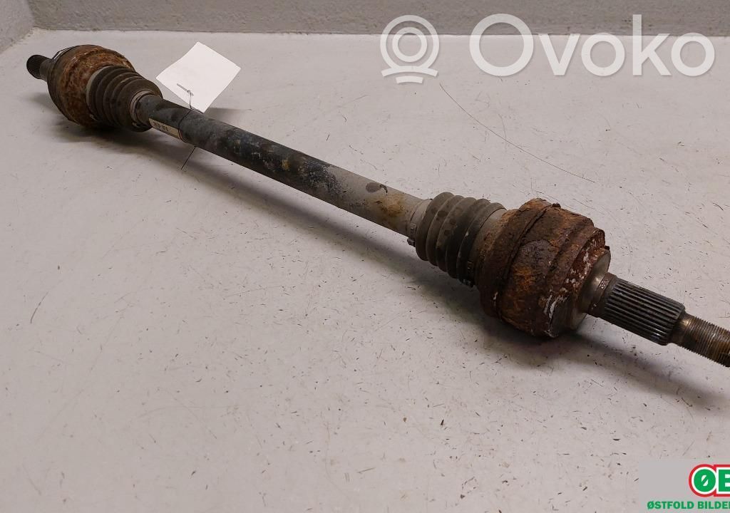 Volkswagen Touareg II Albero di trasmissione posteriore 
