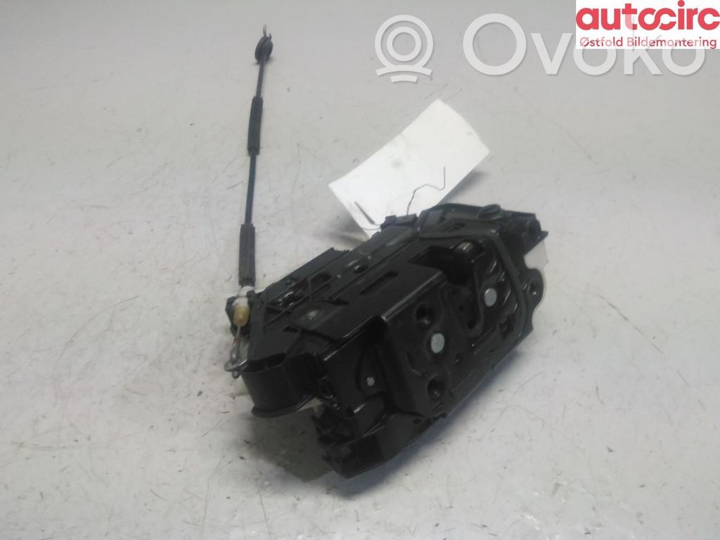 Volkswagen Amarok Încuietoare ușă spate 