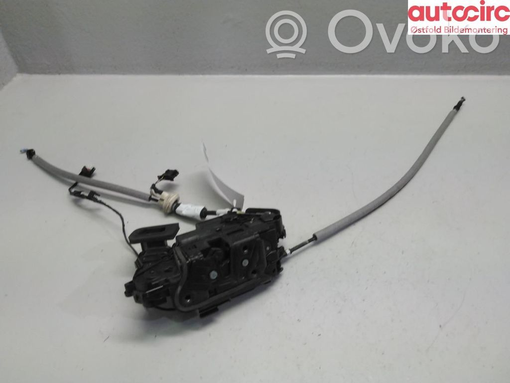 Volkswagen Golf VIII Încuietoare ușă față 