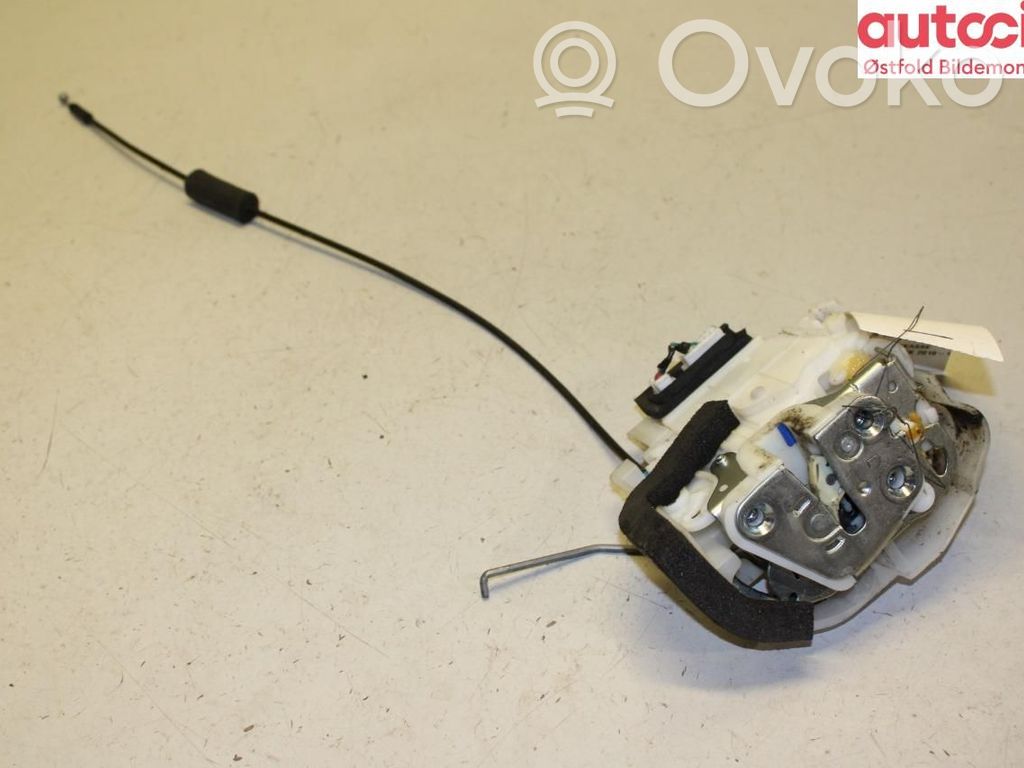 Subaru Outback Etuoven lukko 