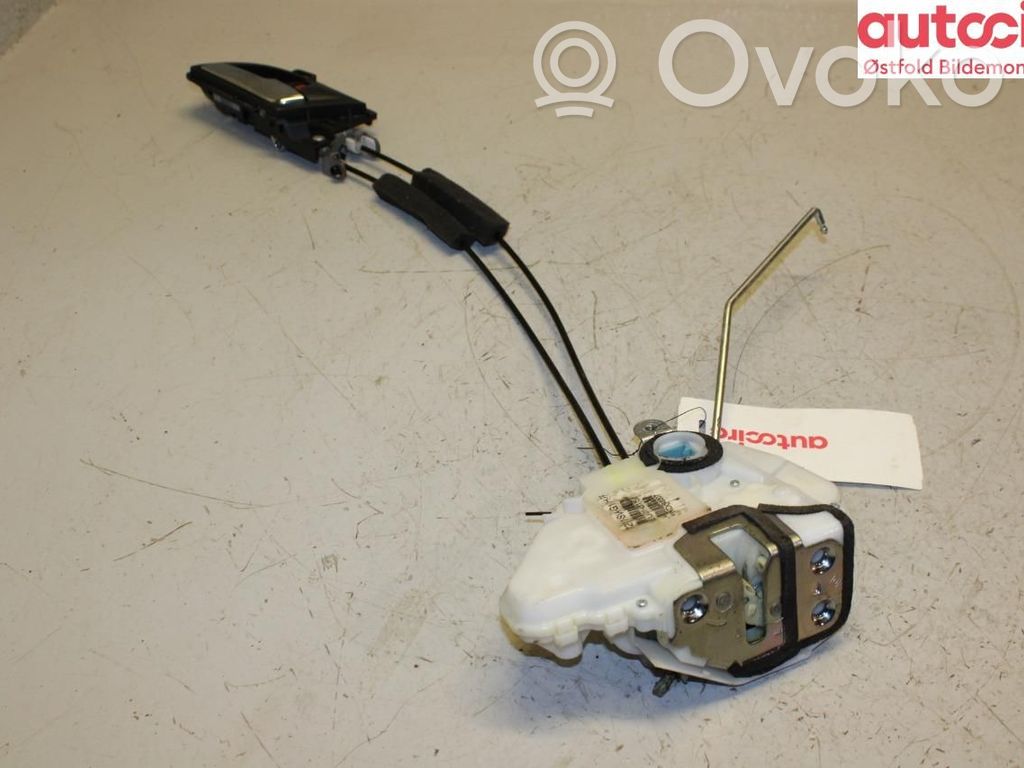 Honda CR-V Zamek drzwi przednich 