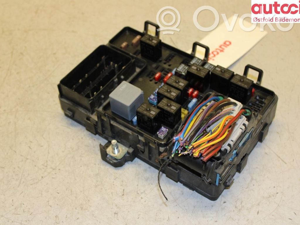 Ford S-MAX Fuse box set 