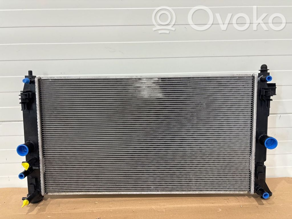 Toyota Corolla E210 E21 Wasserkühler 