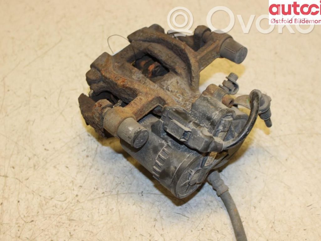 BMW 2 F45 Etrier frână spate 