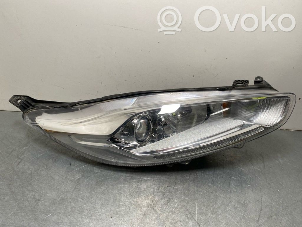 Ford Fiesta Scheinwerfer 