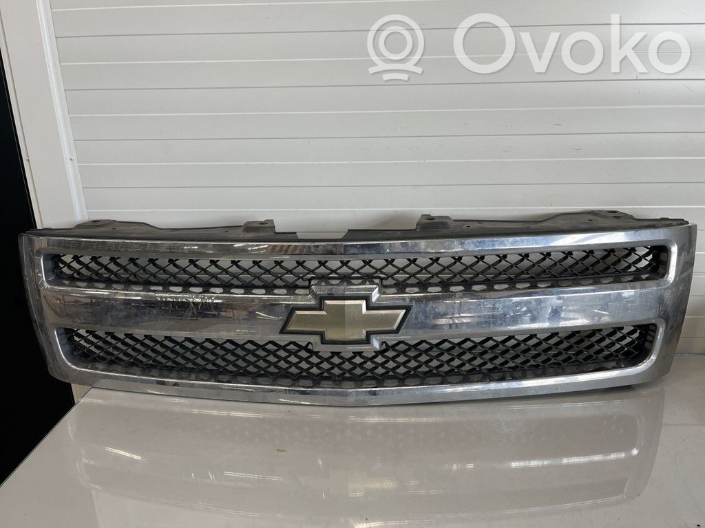 Atrapa chłodnicy / Grill   19303978,19303978
