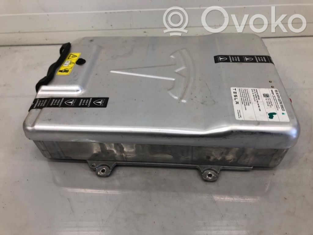 Battery charger (optional)   101496300C,101496300C,101496300E,101496300F,101496300G,101496300J,101496300K,101496300L