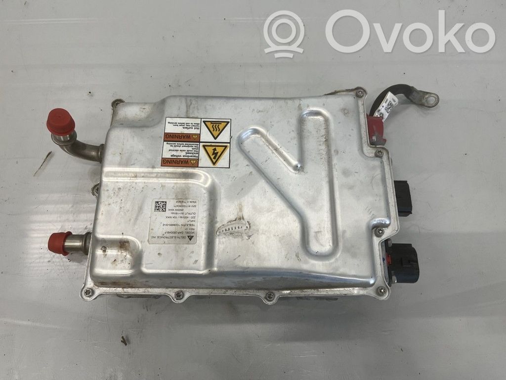 Tesla Model S Spannungswandler Wechselrichter Inverter 